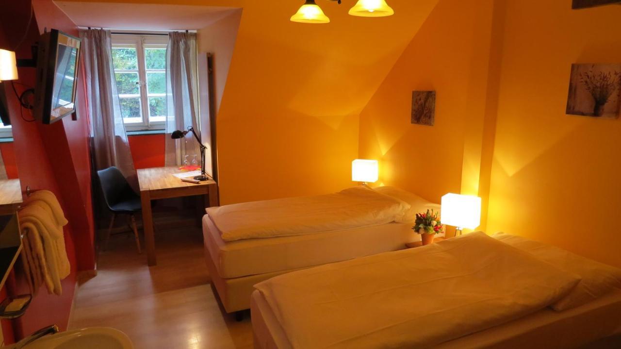 Gasthof Baeren Aarburg Last Check In 2100 Pm Екстер'єр фото